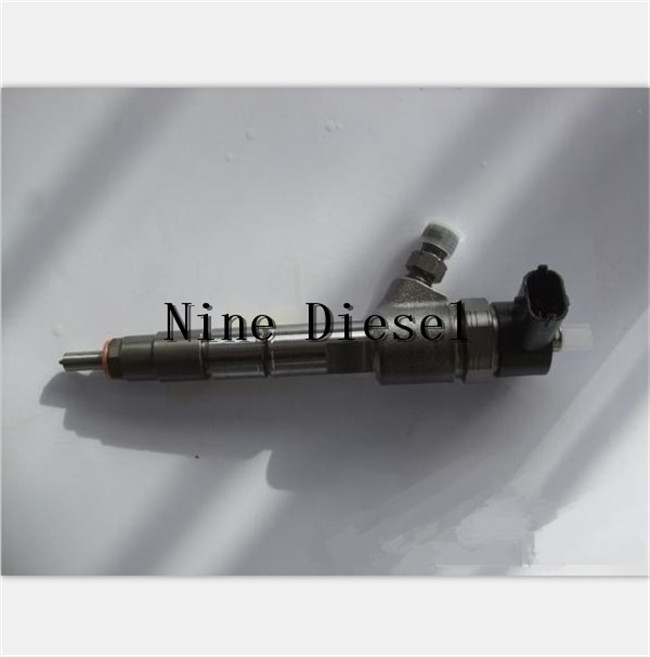 Diesel Injector 0445110454 With Nozzle DLLA150P2272 , Valve F00VC01359