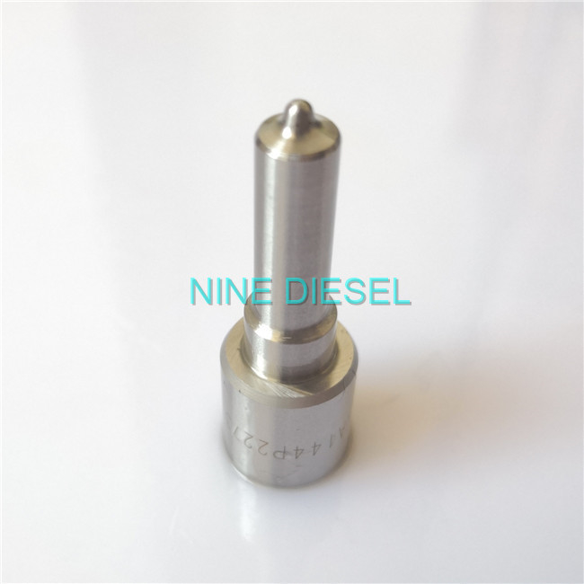 Black Needle Diesel Fuel Injector Nozzle DLLA144P2273 0433172273 For Bosch Injector